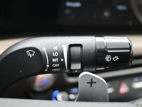 Used 2024 Hyundai Sonata SEL FWD image 25