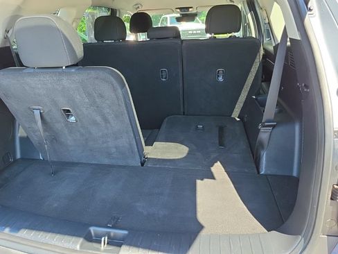 Used 2021 Kia Sorento LX FWD image 26