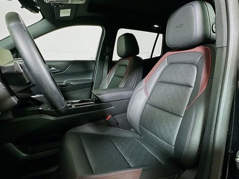 Used 2025 Chevrolet Equinox RS w/ Safety and Technology Package image 11