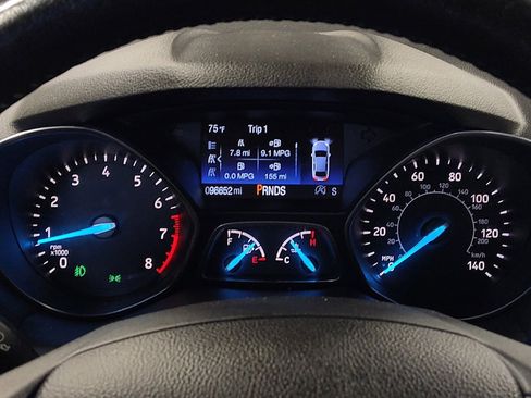 Used 2018 Ford Escape SE w/ SE Sport Appearance Package FWD image 23
