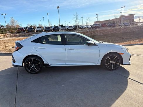 Used 2021 Honda Civic Sport image 9