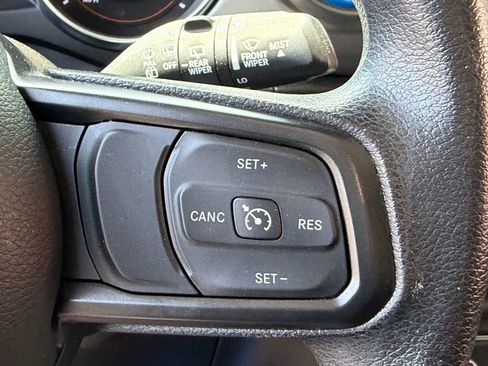 Certified 2023 Jeep Wrangler Sport AWD/4WD image 23