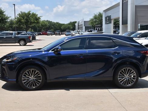 Used 2023 Lexus RX 350 FWD w/ Cold Area Package image 4