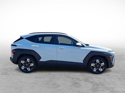 Used 2024 Hyundai Kona SEL FWD image 6