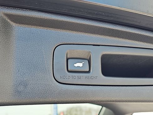 Used 2023 Honda CR-V Sport Touring image 32