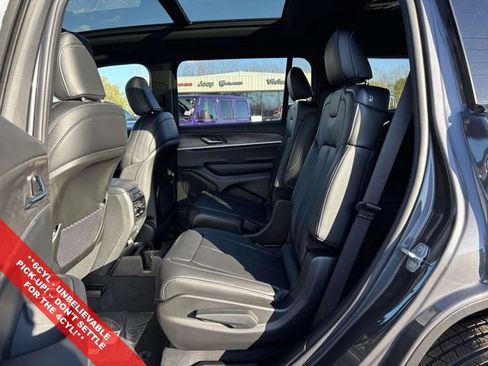 New 2025 Jeep Grand Cherokee L Limited image 6