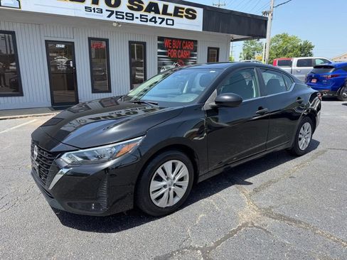 Used 2024 Nissan Sentra S FWD image 2