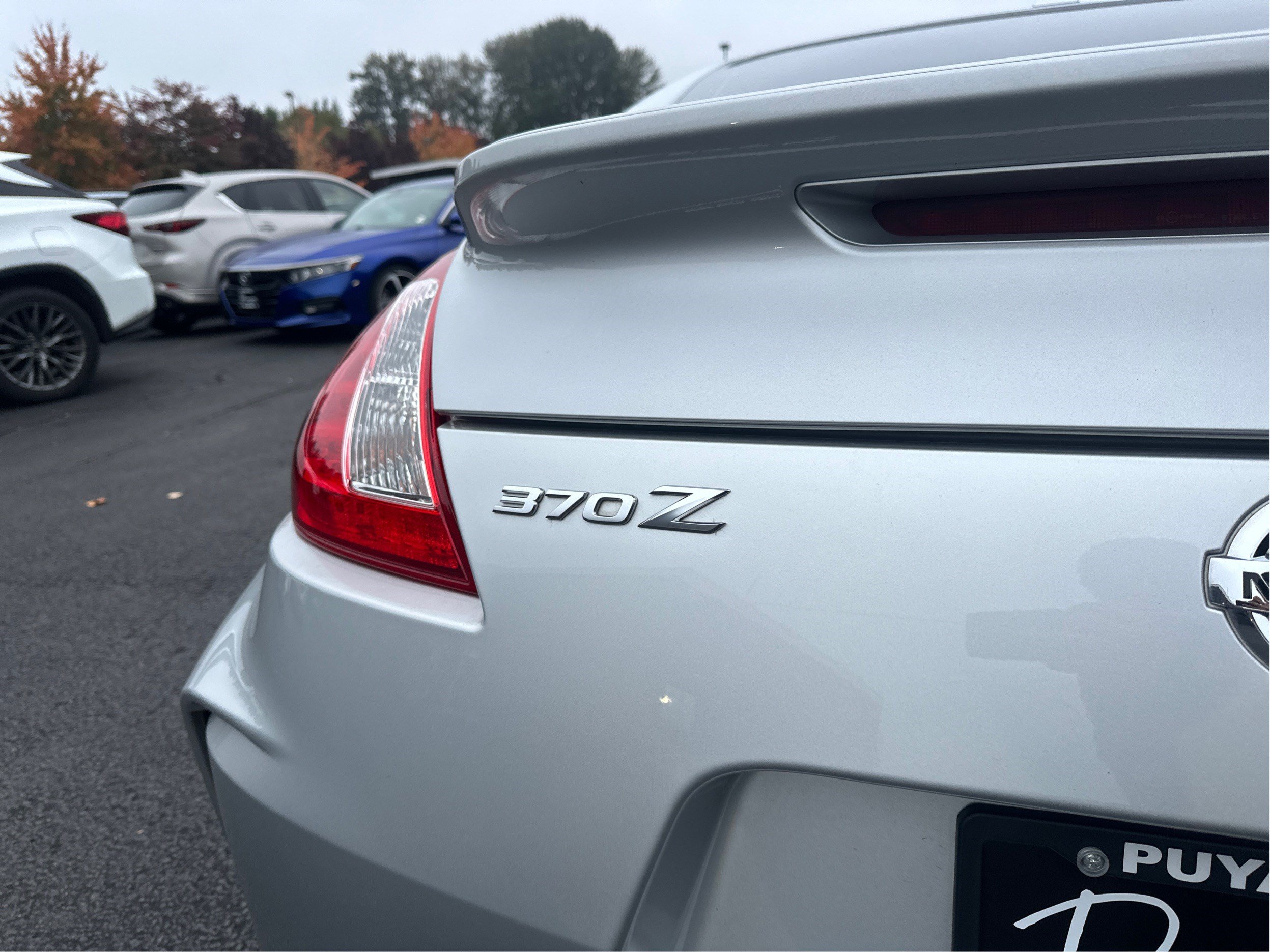 Used 2016 Nissan 370Z NISMO RWD image 25