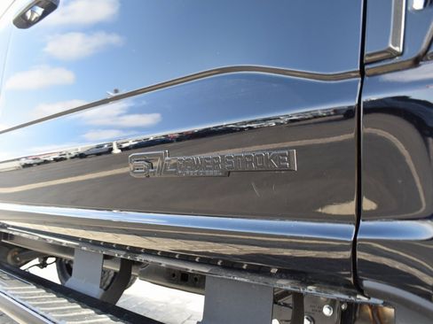 Used 2025 Ford F350 Lariat w/ FX4 Off-Road Package image 7