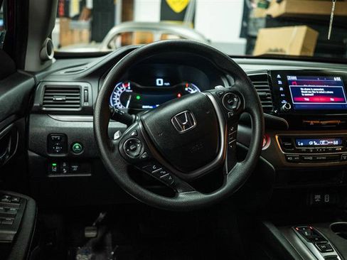 Used 2021 Honda Ridgeline Sport image 15