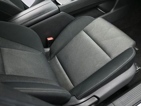 Used 2024 Nissan Rogue SV FWD image 31
