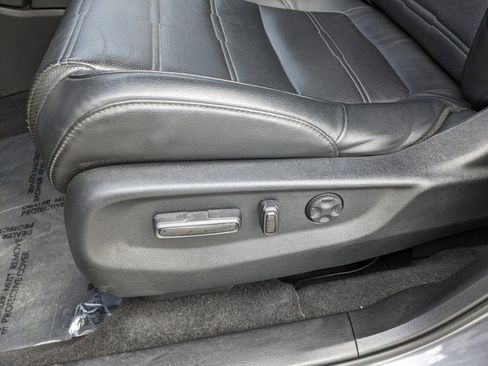 Used 2020 Honda CR-V Touring image 27