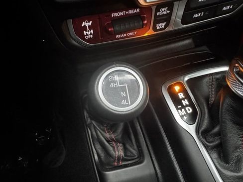 Used 2022 Jeep Gladiator Rubicon w/ LED Lighting Group image 15