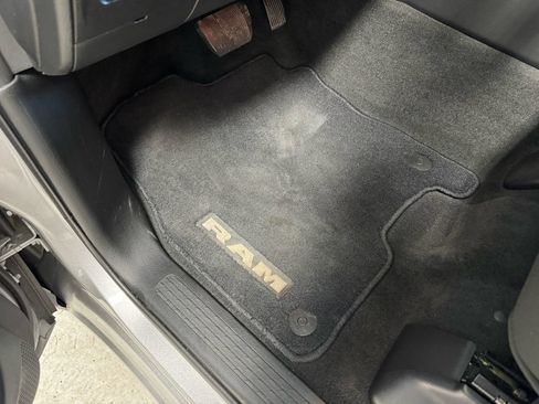 Used 2020 RAM 1500 Big Horn AWD/4WD image 19