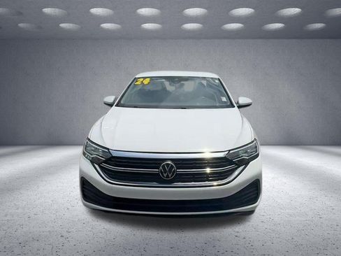 Used 2024 Volkswagen Jetta S FWD image 2
