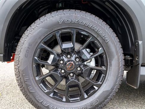 New 2025 Nissan Armada PRO-4X image 9