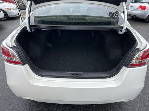 Used 2014 Nissan Altima 2.5 S w/ Sport Value Package image 14
