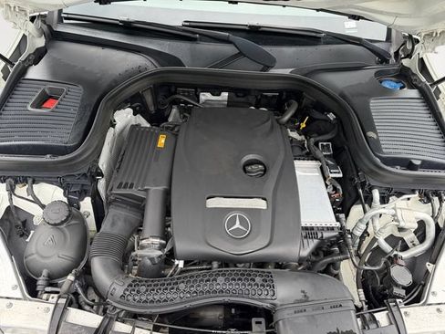 Used 2019 Mercedes-Benz GLC 300 4MATIC Coupe image 33