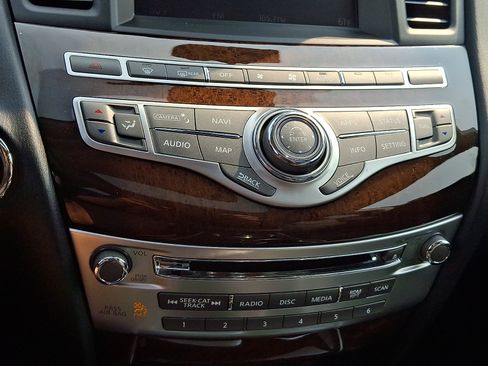 Used 2018 INFINITI QX60 Luxe w/ Deluxe Technology Package AWD/4WD image 16