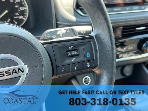 Used 2021 Nissan Rogue SV image 33