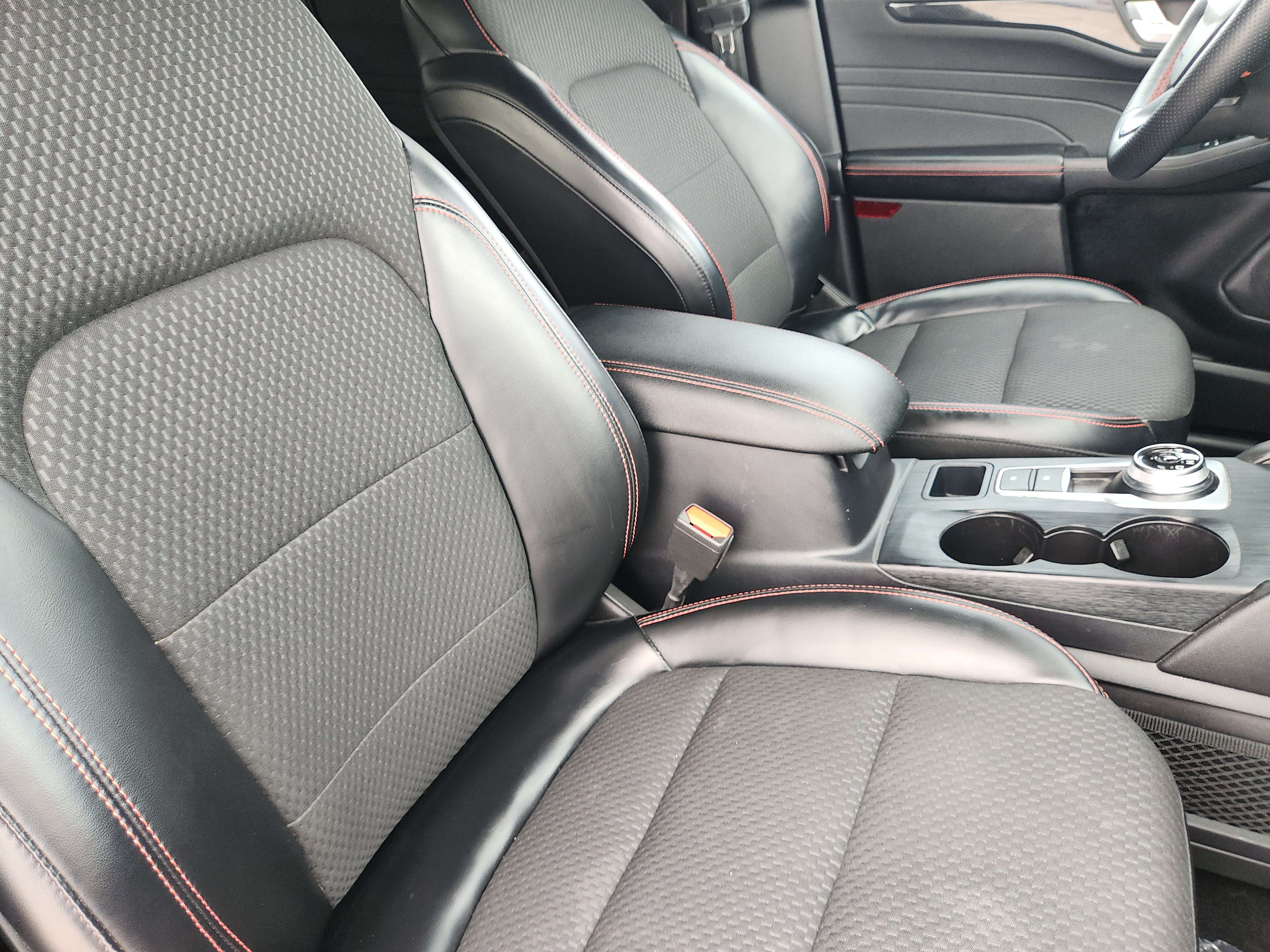 Used 2023 Ford Escape ST-Line Select w/ Tech Pack #2 AWD/4WD image 15