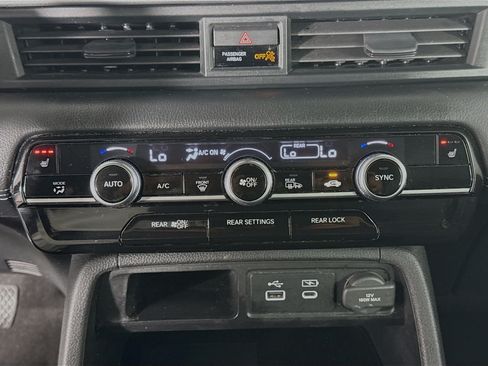 Used 2024 Honda Pilot EX-L image 14