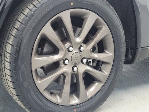 Used 2016 Jeep Grand Cherokee Limited 75th Anniversary image 31