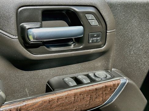 Used 2022 GMC Sierra 3500 Denali AWD/4WD image 18