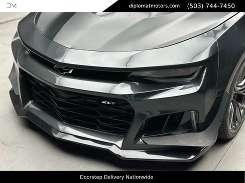 Used 2018 Chevrolet Camaro ZL1 image 13