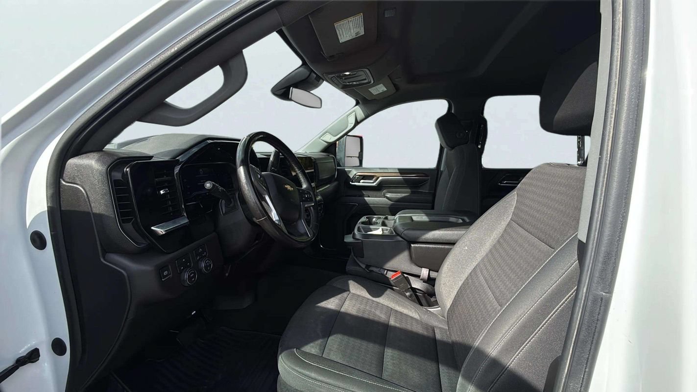 Used 2024 Chevrolet Silverado 2500 LT w/ Convenience Package AWD/4WD image 15