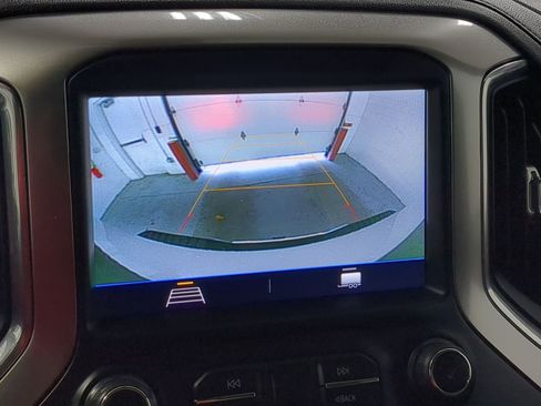 Used 2023 Chevrolet Silverado 2500 LT image 14