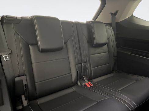 Used 2022 Volkswagen Atlas SE image 19