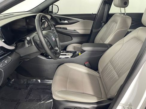 Certified 2024 Buick Envista Preferred FWD image 2