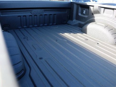 New 2026 Ford F250 Lariat w/ Black Appearance Package image 10