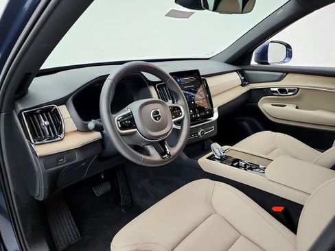Certified 2026 Volvo XC90 B6 Plus AWD/4WD image 20