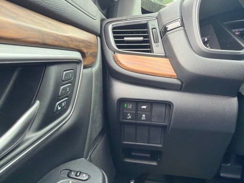 Certified 2020 Honda CR-V Touring image 24