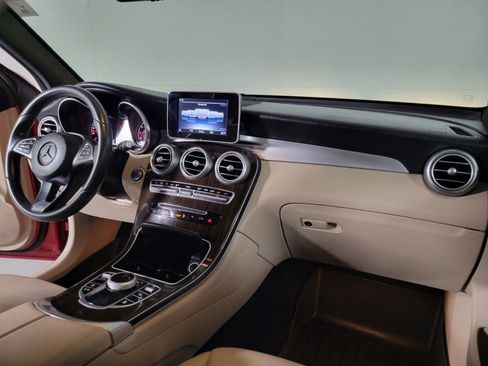 Used 2018 Mercedes-Benz GLC 300 image 25