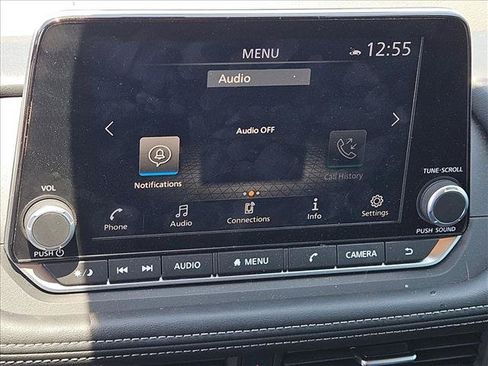 Used 2026 Nissan Rogue SV FWD image 11