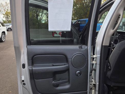 Used 2005 Dodge Ram 2500 Truck SLT w/ Quad Cab Big Horn Value Group image 10