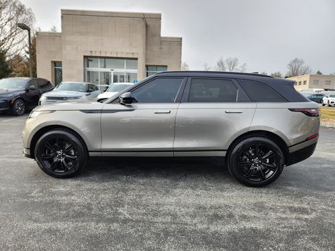 Certified 2022 Land Rover Range Rover Velar R-Dynamic S image 5