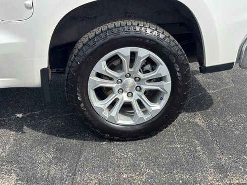 Certified 2024 Chevrolet Silverado 1500 LTZ w/ LTZ Premium Package image 9