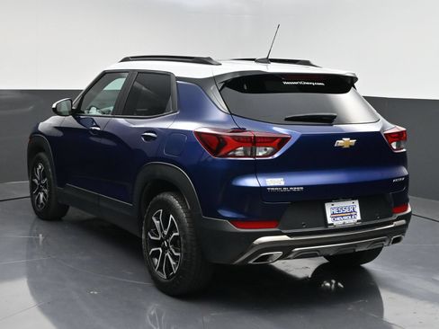 Certified 2023 Chevrolet TrailBlazer ACTIV w/ Sun and Liftgate Package FWD image 5