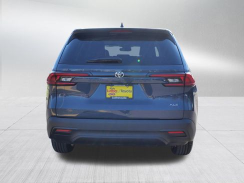 Certified 2025 Toyota Grand Highlander FWD image 7