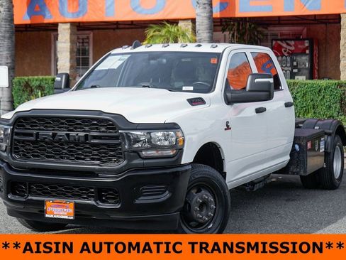 Used 2024 RAM 3500 Tradesman w/ Max Tow Package AWD/4WD image 4