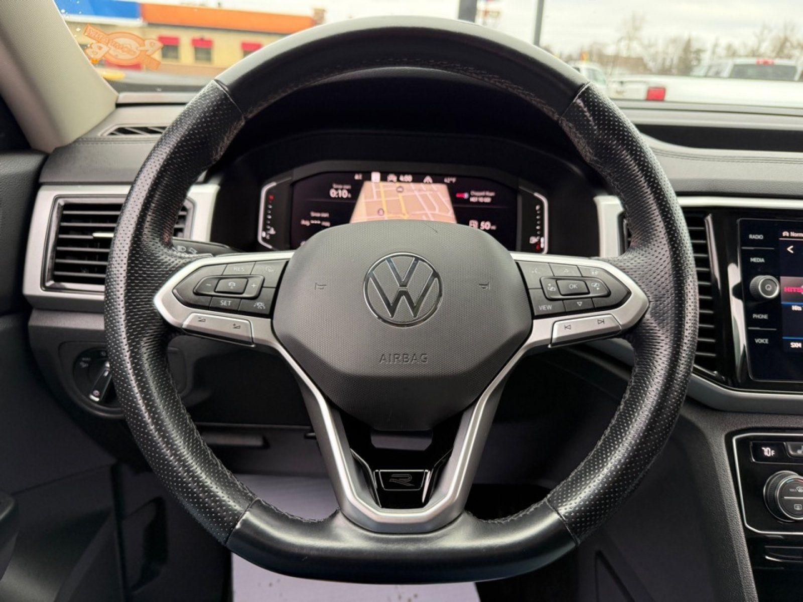 Used 2021 Volkswagen Atlas SEL Premium AWD/4WD image 23