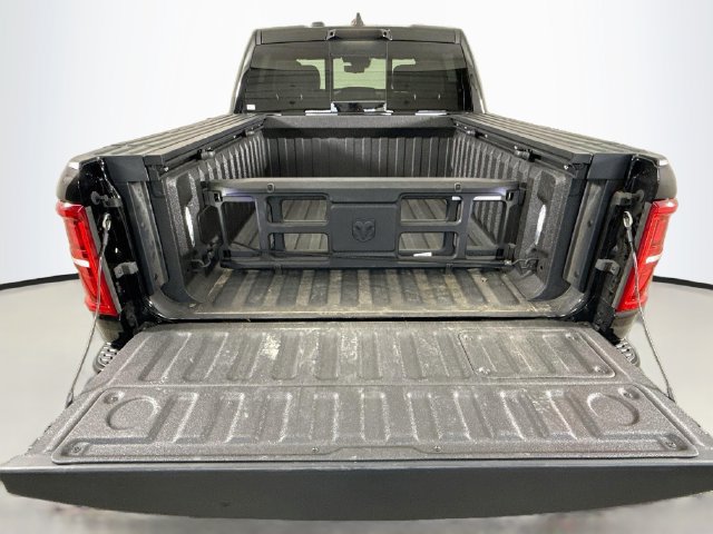 Used 2025 RAM 1500 Limited AWD/4WD image 26