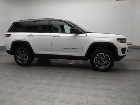 Used 2022 Jeep Grand Cherokee Trailhawk w/ Luxury Tech Group III AWD/4WD image 11