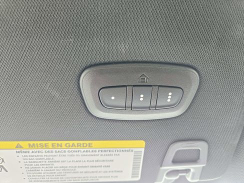 Used 2025 Jeep Grand Cherokee Limited AWD/4WD image 35