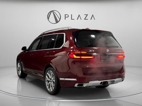 New 2026 BMW X7 xDrive40i image 3