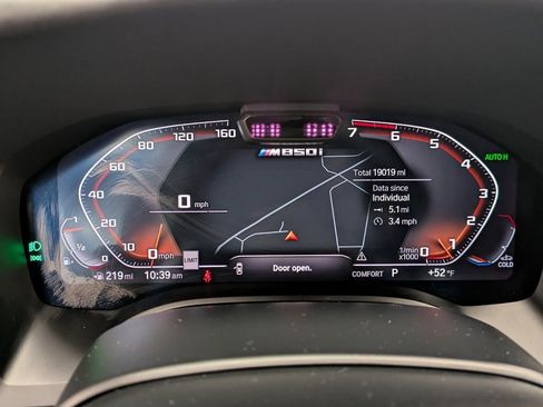 Used 2019 BMW M850i xDrive M850i xDrive image 16